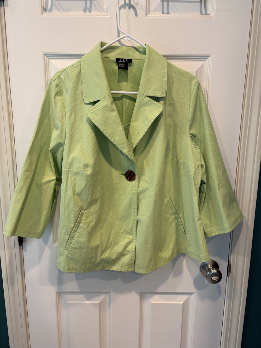 R.Q.T. Woman one button swing jacket